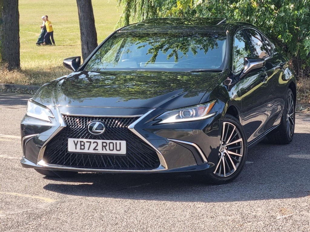2022 Lexus ES
