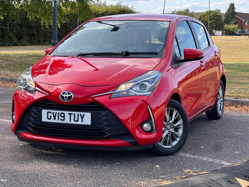 2019 Toyota YARIS
